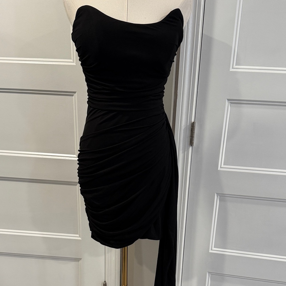 Fashion Nova Black Strapless Ruched Dress